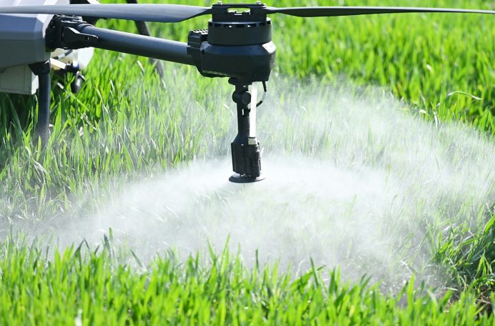 cara menyemprot pestisida