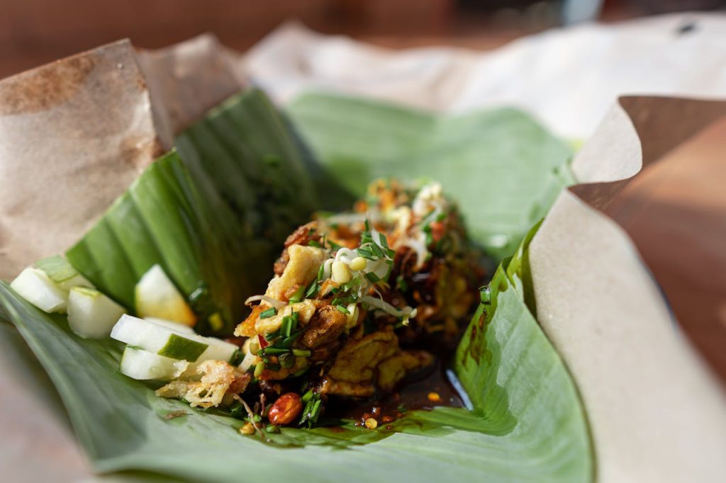 Review tahu bumbu