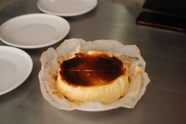 Burnt cheesecake